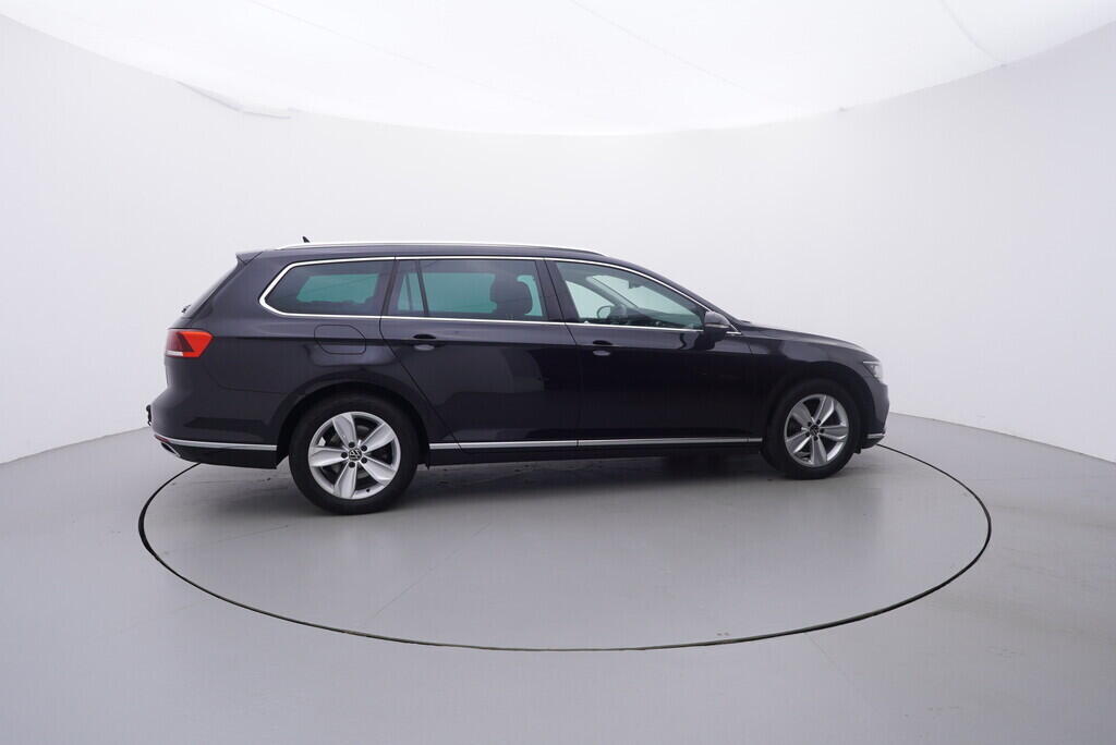 OV190V09655_15.webp_PASSAT VARIANT Elegance 2.0 TDI 110 kW automat, DPH