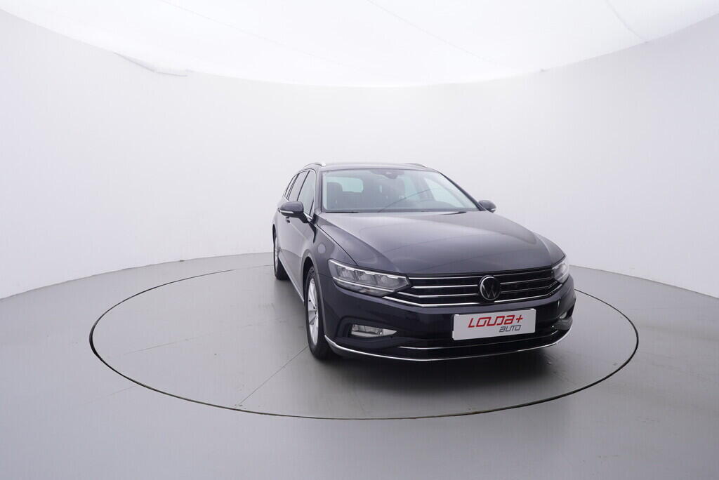 OV190V09655_17.webp_PASSAT VARIANT Elegance 2.0 TDI 110 kW automat, DPH