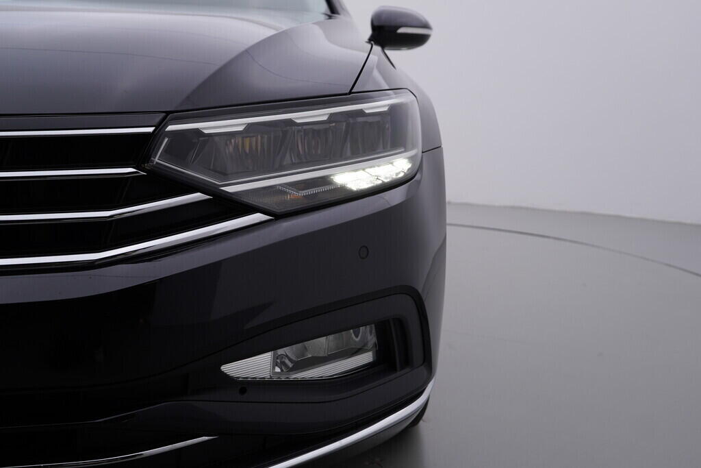 OV190V09655_45.webp_PASSAT VARIANT Elegance 2.0 TDI 110 kW automat, DPH