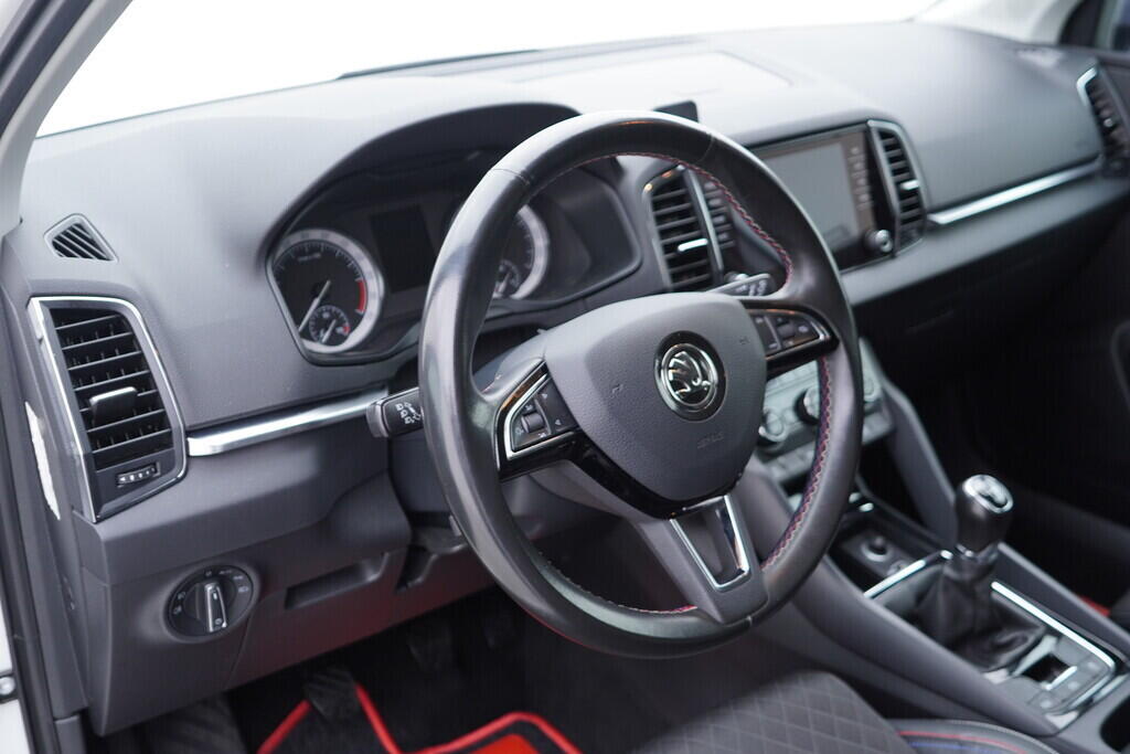 OV190V09657_21.webp_KAROQ Edition 100 1.6 TDI 85 kW manuál