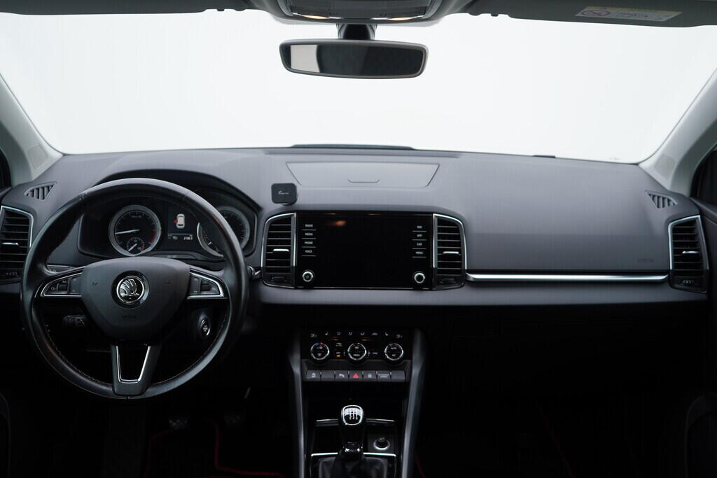 OV190V09657_26.webp_KAROQ Edition 100 1.6 TDI 85 kW manuál