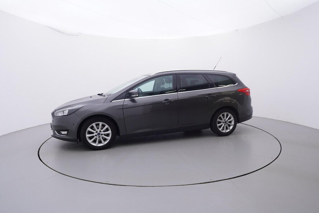 OV190V09661_11.webp_FOCUS Titanium 1.5  110 kW manuál