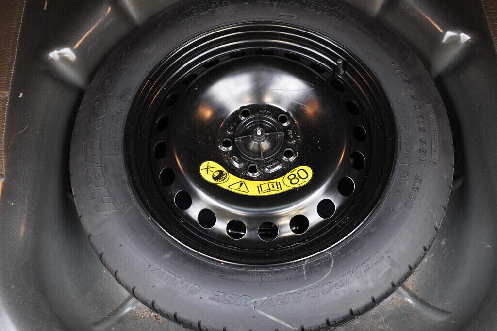 OV190V09661_36.webp_FOCUS Titanium 1.5  110 kW manuál