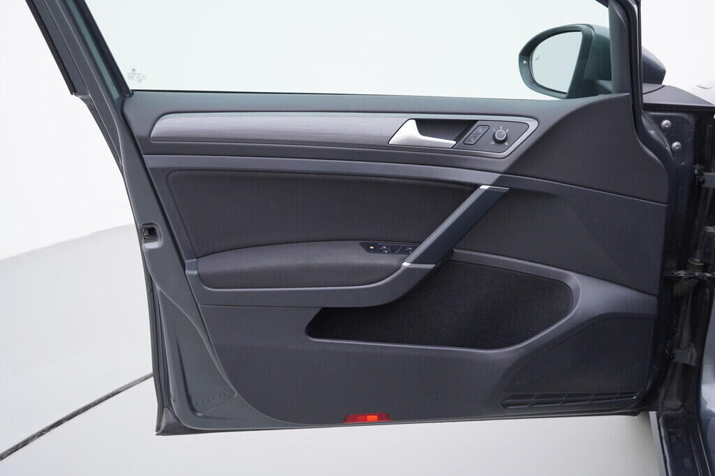 OV190V09662_19.webp_GOLF Comfortline 1.5 TSI 110 kW automat, DPH