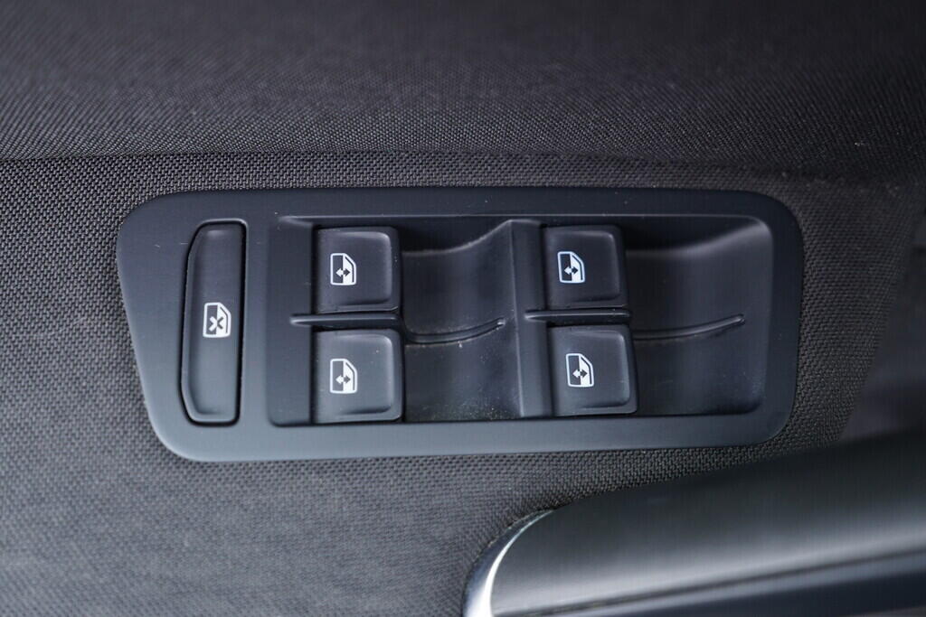 OV190V09662_20.webp_GOLF Comfortline 1.5 TSI 110 kW automat, DPH