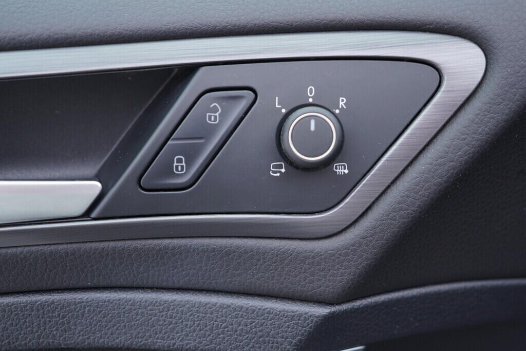 OV190V09662_21.webp_GOLF Comfortline 1.5 TSI 110 kW automat, DPH