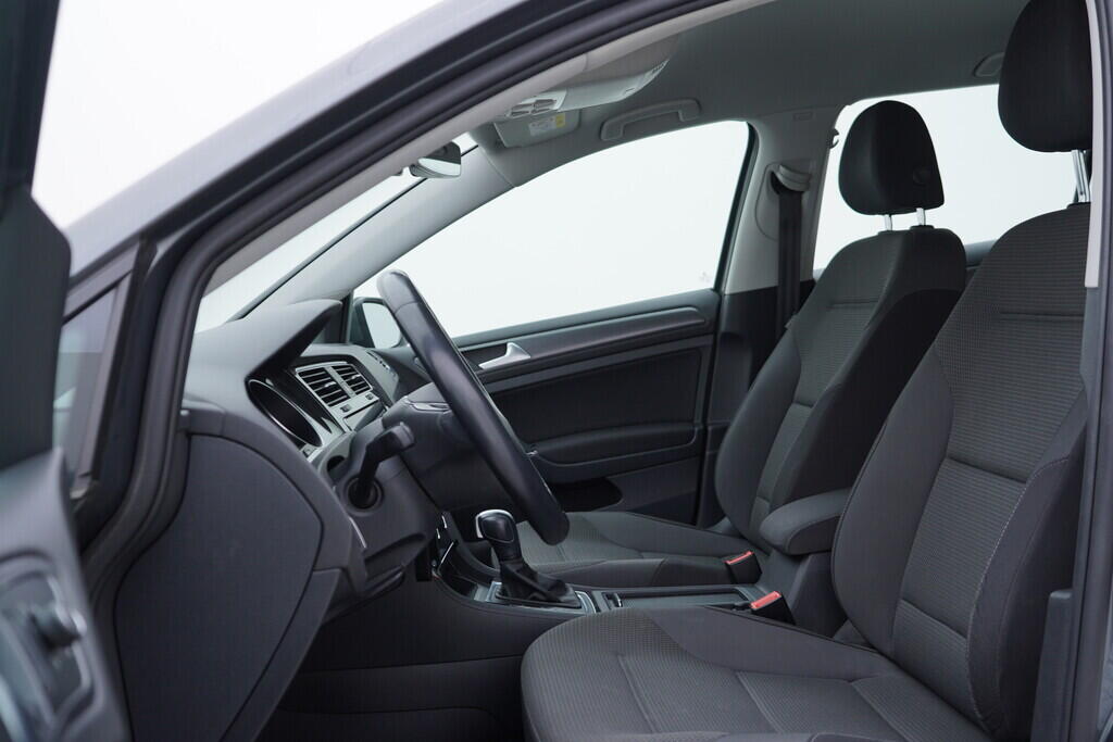 OV190V09662_23.webp_GOLF Comfortline 1.5 TSI 110 kW automat, DPH