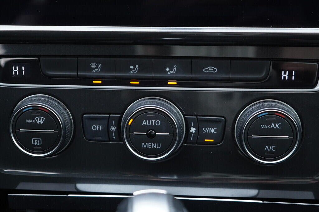 OV190V09662_33.webp_GOLF Comfortline 1.5 TSI 110 kW automat, DPH