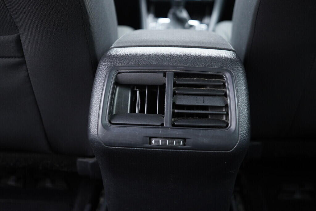 OV190V09662_36.webp_GOLF Comfortline 1.5 TSI 110 kW automat, DPH