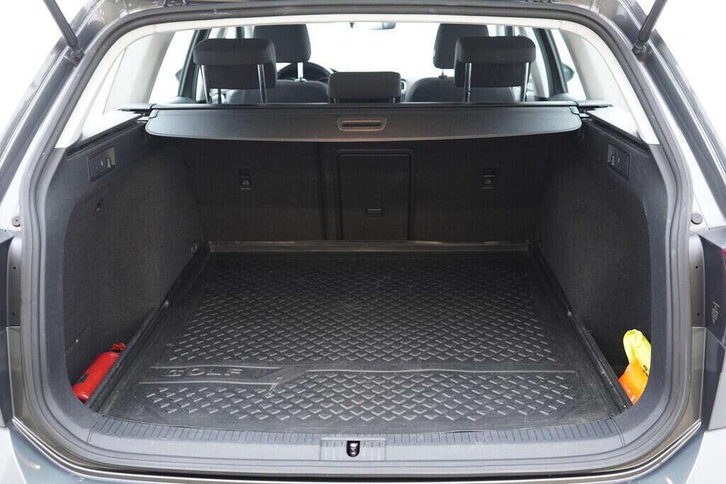 OV190V09662_38.webp_GOLF Comfortline 1.5 TSI 110 kW automat, DPH