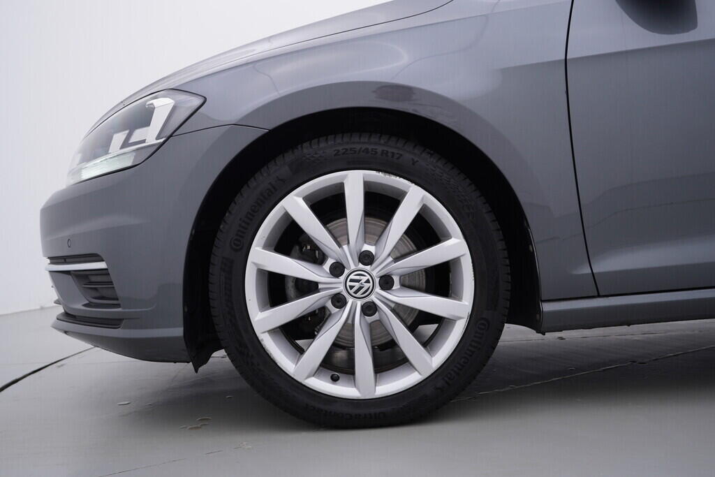 OV190V09662_40.webp_GOLF Comfortline 1.5 TSI 110 kW automat, DPH