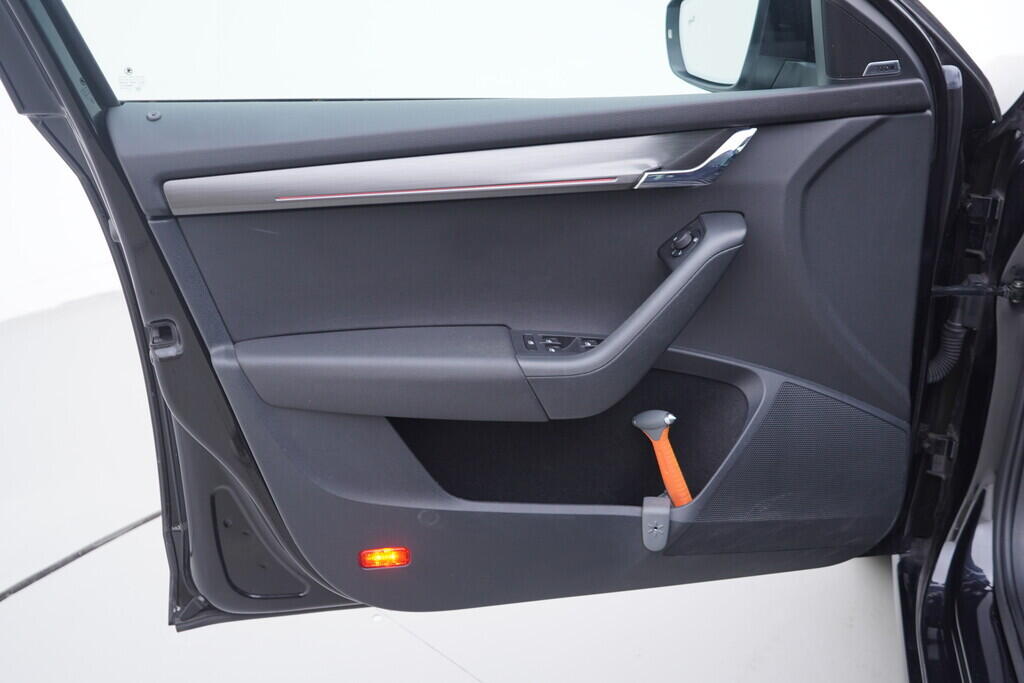 OV190V09663_19.webp_OCTAVIA Style 1.5 TSI 110 kW automat