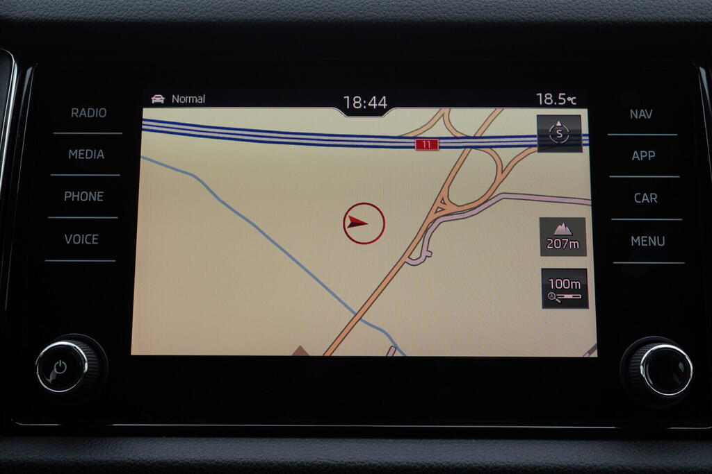 OV190V09664_31.webp_KODIAQ Bussines 2.0 TDI 110 kW automat