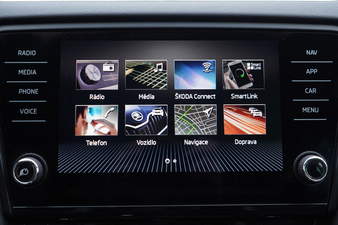 OV190V09665_28.webp_OCTAVIA Bussines 1.0 TSI 85 kW manuál