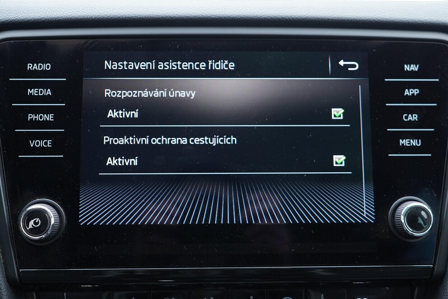 OV190V09665_29.webp_OCTAVIA Bussines 1.0 TSI 85 kW manuál