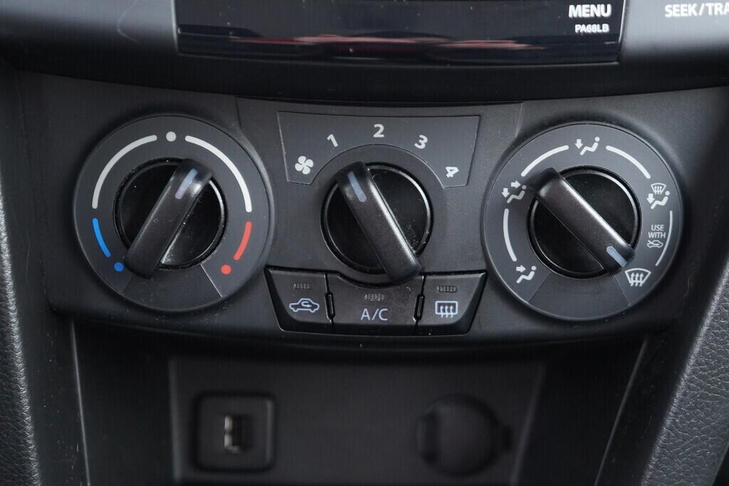 OV190V09667_29.webp_SWIFT  1.2 K12B 69 kW manuál