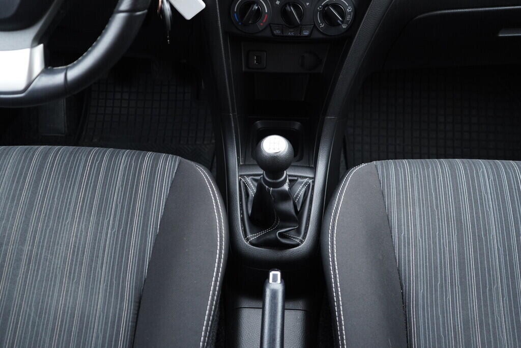 OV190V09667_31.webp_SWIFT  1.2 K12B 69 kW manuál