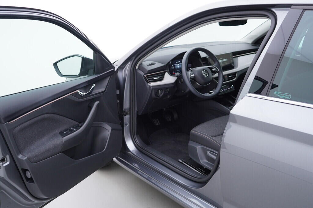 OV190V09668_18.webp_SCALA Top Selection 1.0 TSI 85 kW manuál, DPH