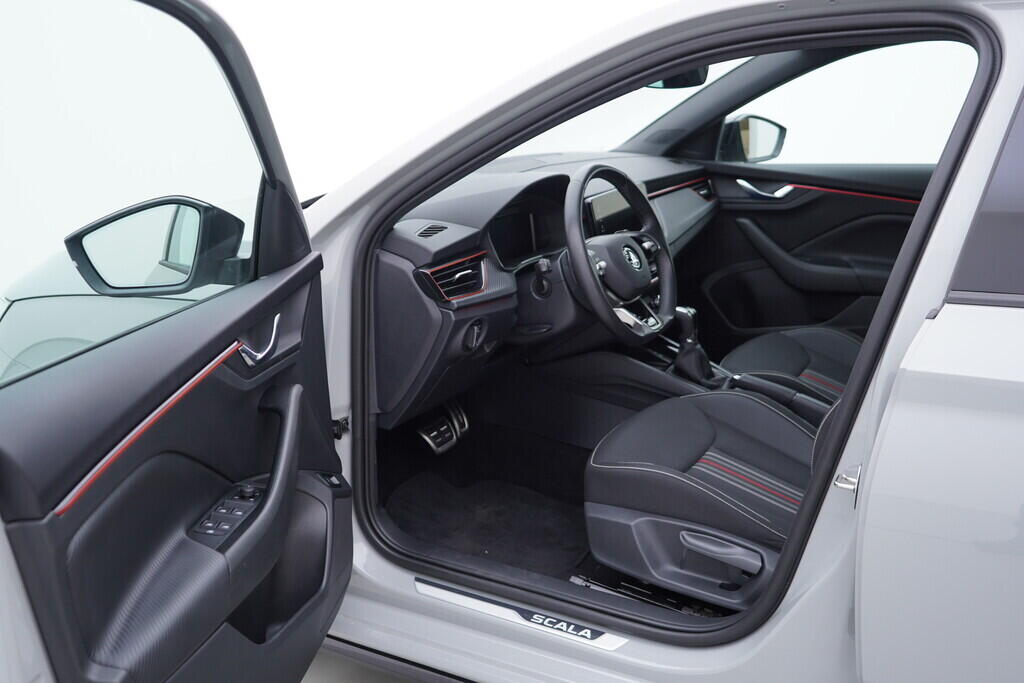 OV190V09669_18.webp_SCALA Monte Carlo 1.5 TSI 110 kW automat, DPH