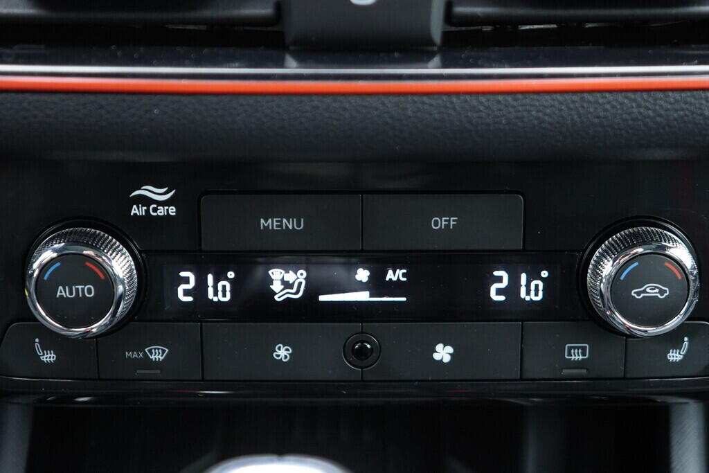 OV190V09669_32.webp_SCALA Monte Carlo 1.5 TSI 110 kW automat, DPH