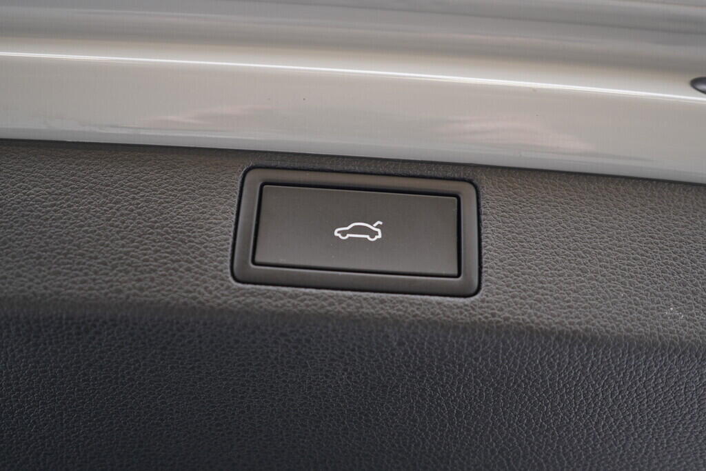 OV190V09669_37.webp_SCALA Monte Carlo 1.5 TSI 110 kW automat, DPH