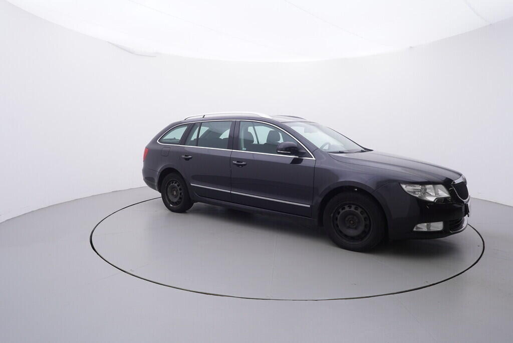 OV190V09670_16.webp_SUPERB Elegance 2.0 TDI 125 kW manuál