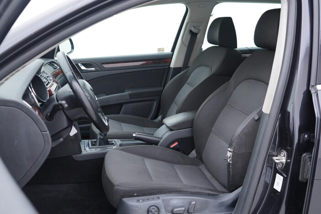 OV190V09670_23.webp_SUPERB Elegance 2.0 TDI 125 kW manuál