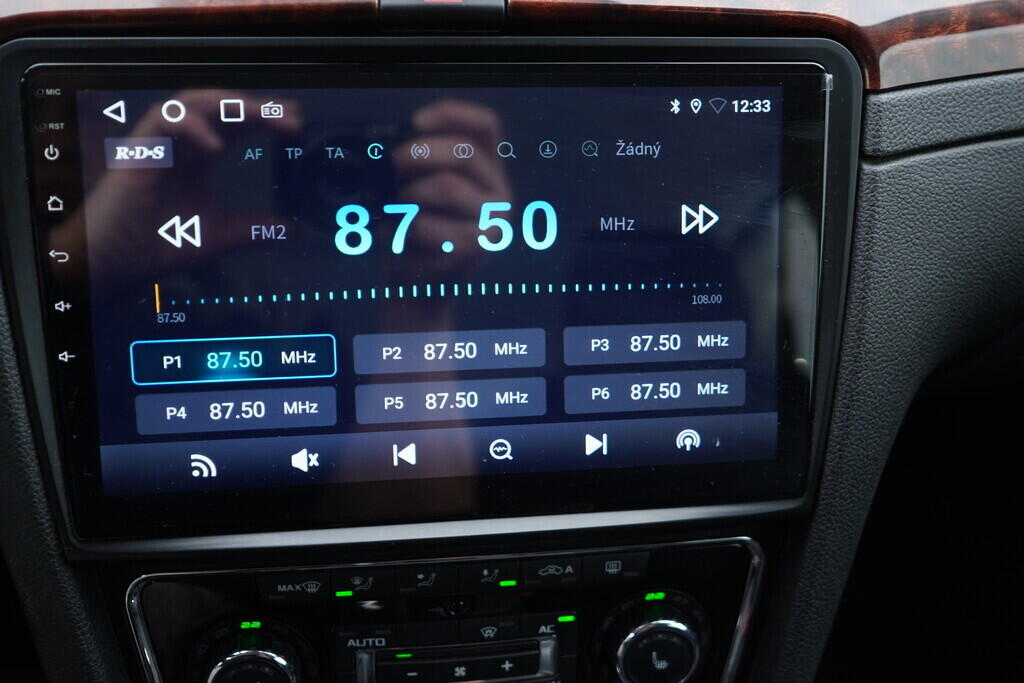 OV190V09670_28.webp_SUPERB Elegance 2.0 TDI 125 kW manuál