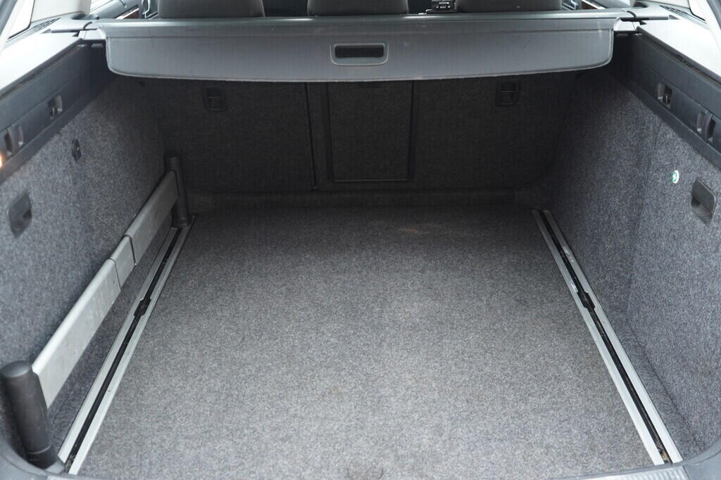 OV190V09670_34.webp_SUPERB Elegance 2.0 TDI 125 kW manuál