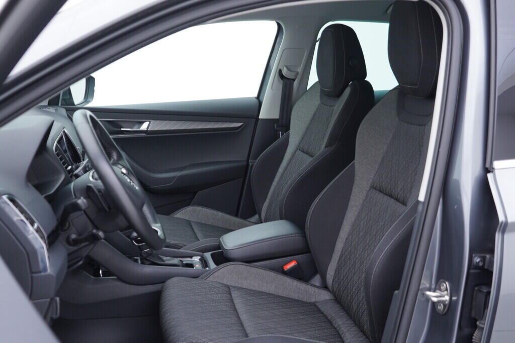 OV190V09672_22.webp_KAROQ Style 2.0 TDI 85 kW automat, DPH