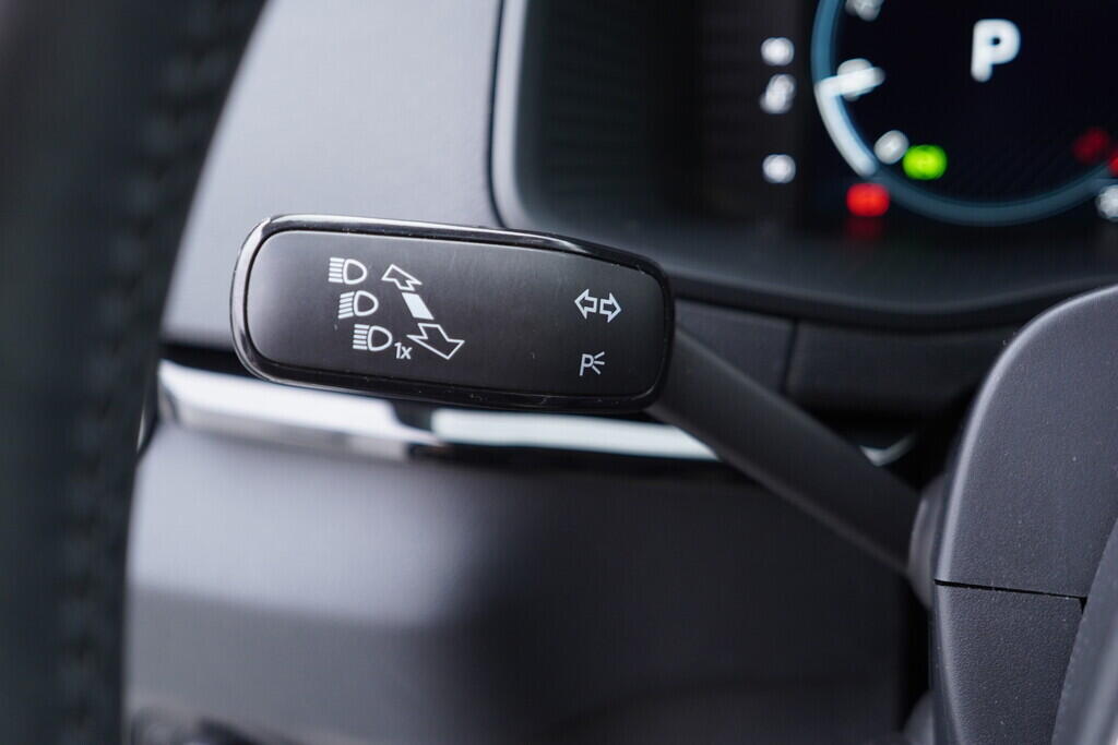 OV190V09672_23.webp_KAROQ Style 2.0 TDI 85 kW automat, DPH