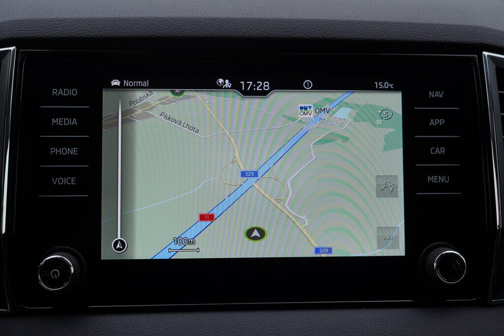 OV190V09672_30.webp_KAROQ Style 2.0 TDI 85 kW automat, DPH