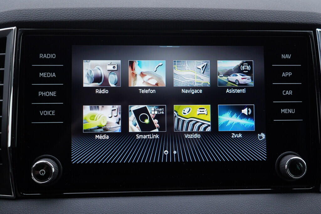 OV190V09672_32.webp_KAROQ Style 2.0 TDI 85 kW automat, DPH