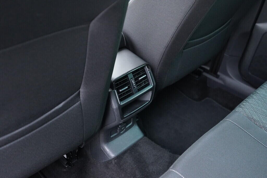 OV190V09672_40.webp_KAROQ Style 2.0 TDI 85 kW automat, DPH