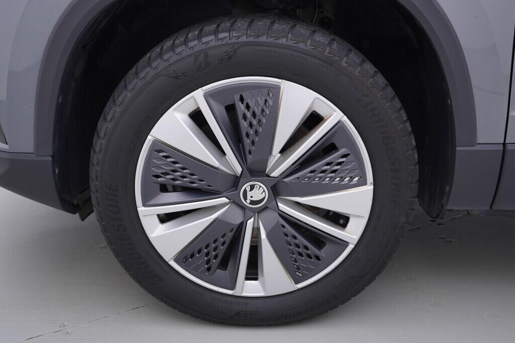 OV190V09672_46.webp_KAROQ Style 2.0 TDI 85 kW automat, DPH