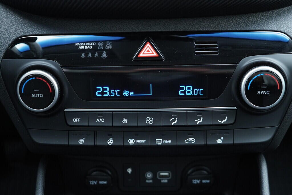 OV190V09675_29.webp_TUCSON IceBreaker 1.6 CRDi 85 kW manuál, DPH