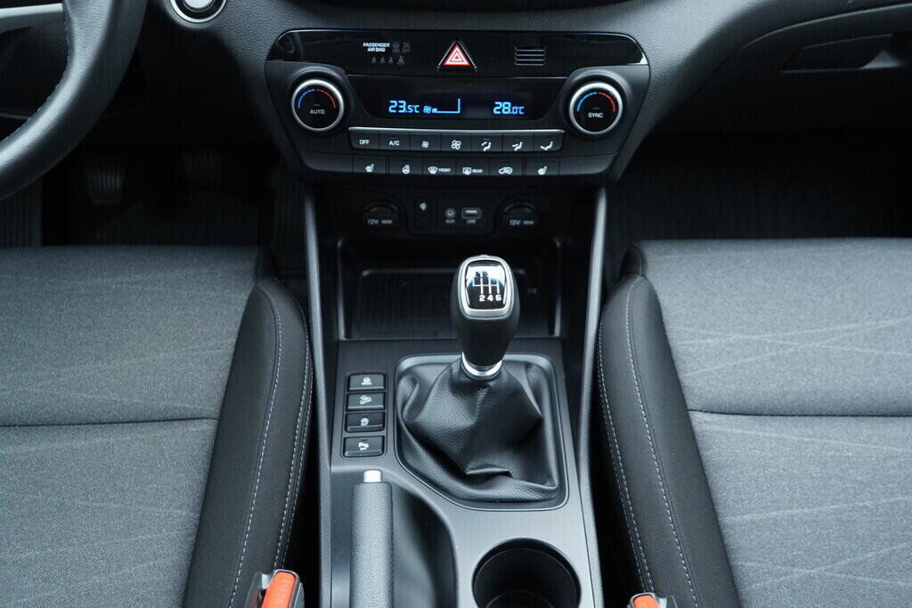 OV190V09675_30.webp_TUCSON IceBreaker 1.6 CRDi 85 kW manuál, DPH