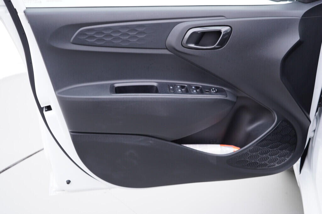 OV190V09676_19.webp_I10 Style 1.2 	G4LF 62 kW automat, DPH