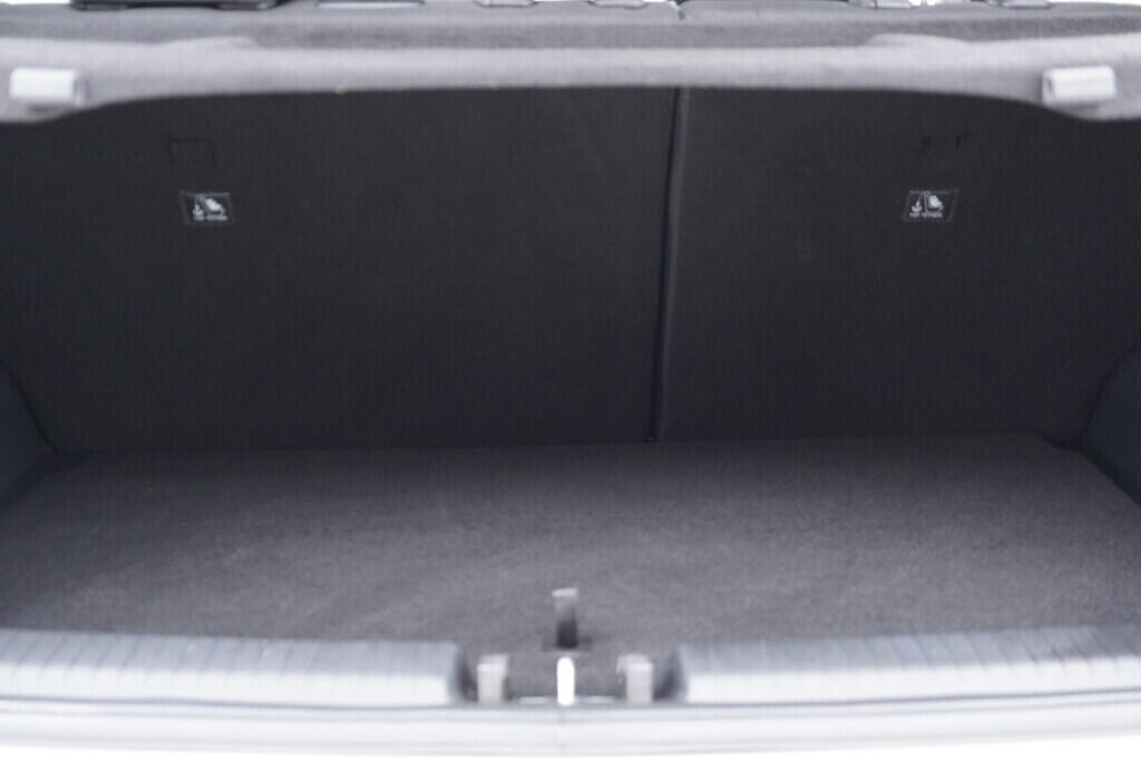 OV190V09676_35.webp_I10 Style 1.2 	G4LF 62 kW automat, DPH