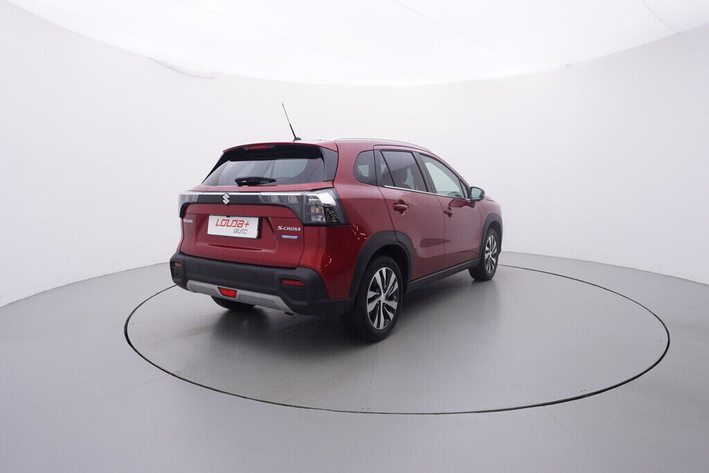 OV190V09678_14.webp_SX4 Elegance 1.4 Booster Jet 95 kW manuál