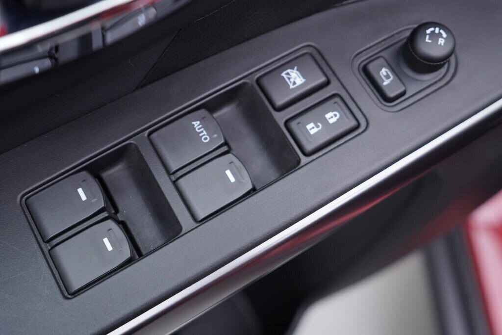 OV190V09678_20.webp_SX4 Elegance 1.4 Booster Jet 95 kW manuál