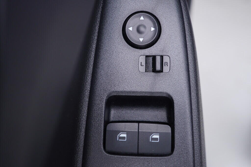 OV190V09679_20.webp_I10 Comfort Go 1.0 	G3LD 49 kW automat, DPH