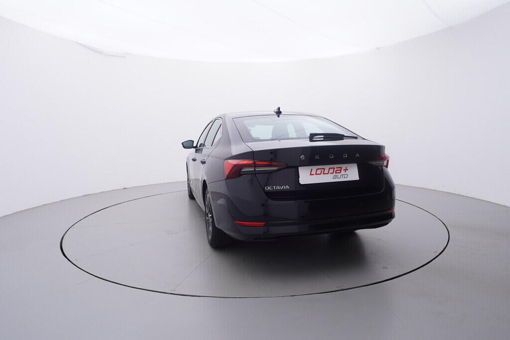 OV190V09680_13.webp_OCTAVIA Style 1.5 TSI 110 kW manuál, DPH