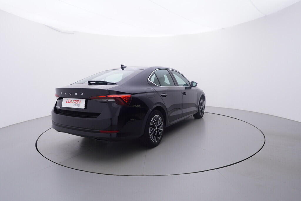 OV190V09680_14.webp_OCTAVIA Style 1.5 TSI 110 kW manuál, DPH