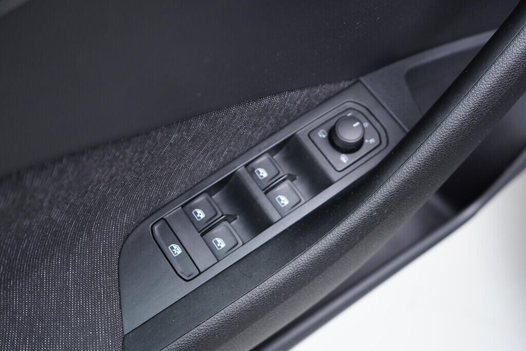 OV190V09681_20.webp_KAMIQ Style 1.0 TSI 70 kW manuál, DPH