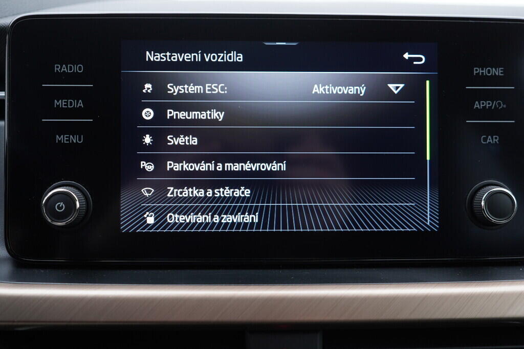 OV190V09681_31.webp_KAMIQ Style 1.0 TSI 70 kW manuál, DPH