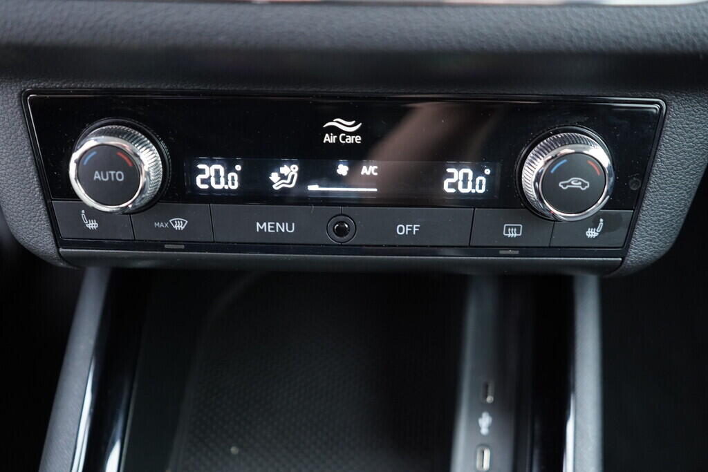 OV190V09681_35.webp_KAMIQ Style 1.0 TSI 70 kW manuál, DPH