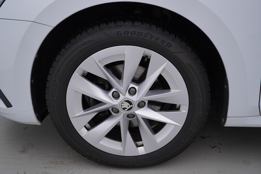 OV190V09683_43.webp_OCTAVIA Style 2.0 TDI 85 kW manuál, DPH