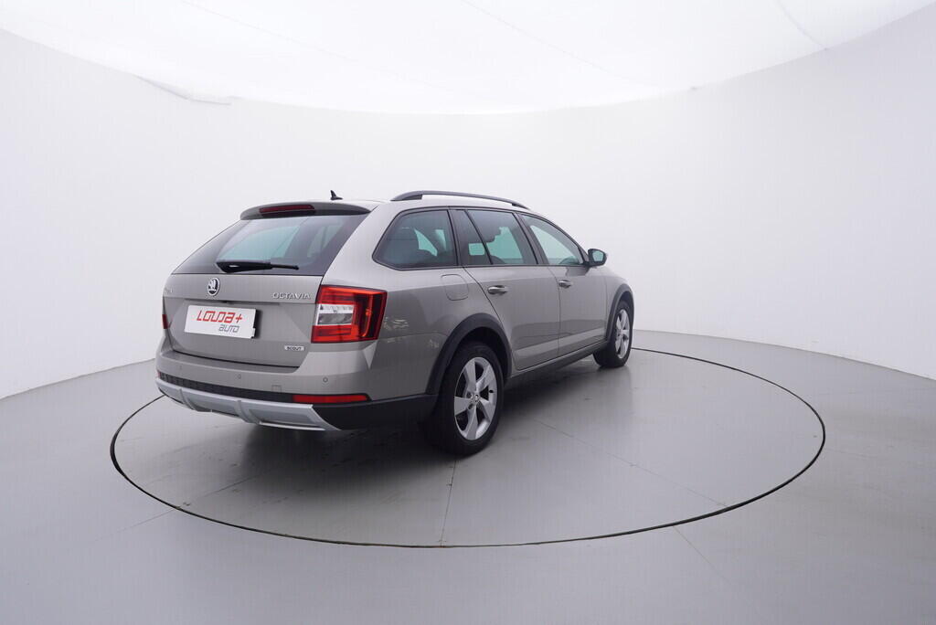 OV190V09686_14.webp_OCTAVIA Scout 2.0 TDI 110 kW automat