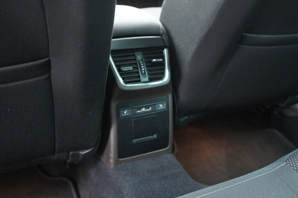 OV190V09686_37.webp_OCTAVIA Scout 2.0 TDI 110 kW automat